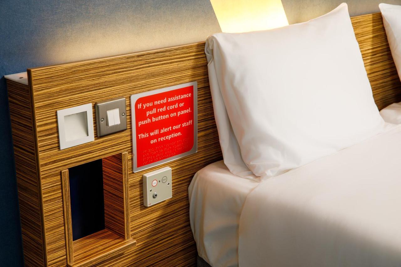 הונסלו Ibis Budget London Heathrow Central מראה חיצוני תמונה